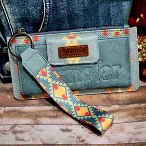 Wrangler Aztec Wallet Women's Wristlet Blue Faux Leather & Canvas Gift Item
